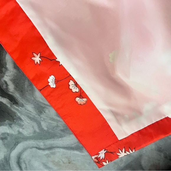 Vintage 1960s Red Floral Japanese Maxi Mandarin Collar House or Evening Coat L - Picture 7 of 11